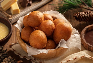 Buñuelos comida típica navideña en Colombia