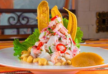 El ceviche, un clásico de Perú, aparece con frecuencia en los libros de cocina