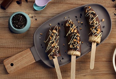 Postre de bananos con chocolate en alimentación balanceada
