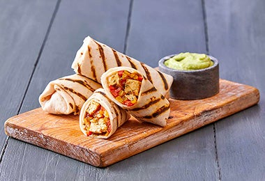 El pollo es estupendo en muchas recetas de burritos