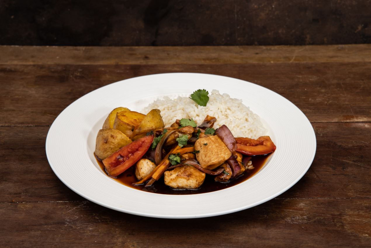 Saltado de pollo