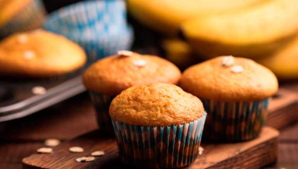 Tres muffins tras ser cocinados como una de las recetas en airfryer