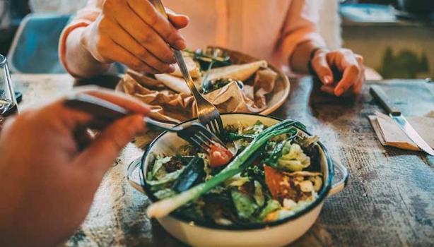 Cómo hacer snacks saludables para llevarlos al trabajo