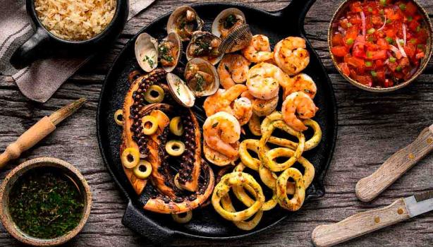 Ingredientes de comida de mar a la parrilla 