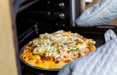 Una pizza al horno, un tipo de cocción. Una pizza al horno, un tipo de cocción.