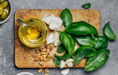 Ingredientes con albahaca Ingredientes con albahaca