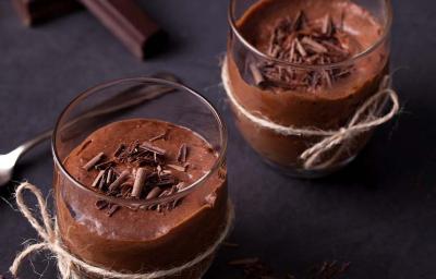 La mousse de chocolate es la más conocida.