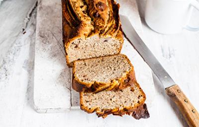 Pan sin gluten cortado en tajadas