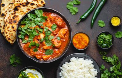Plato de pollo y arroz receta con curry Plato de pollo y arroz receta con curry