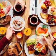 Desayuno sorpresa de celebración 
