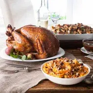 Podemos preparar un pavo entero o alguno de sus cortes.