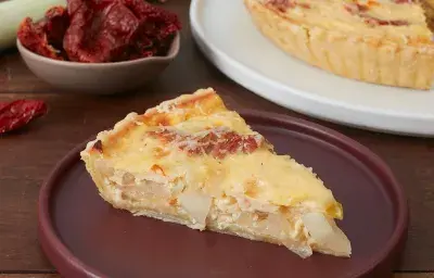 Quiche de Poro, Cebolla Caramelizada y Tomate Seco