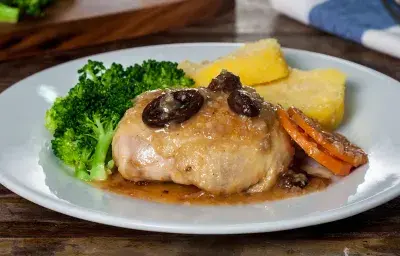 Pollo a la Cerveza Pollo a la Cerveza