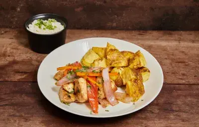 Pollo Saltado Brasero Pollo Saltado Brasero