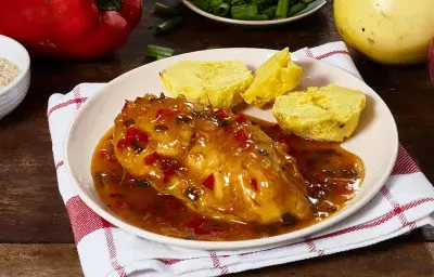 Pollo en Salsa de Maracuyá Pollo en Salsa de Maracuyá