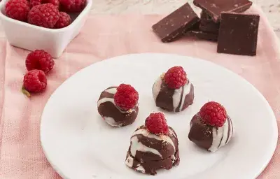 Trufas de Frambuesas Trufas de Frambuesas