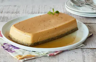 Crema Volteada con Chía