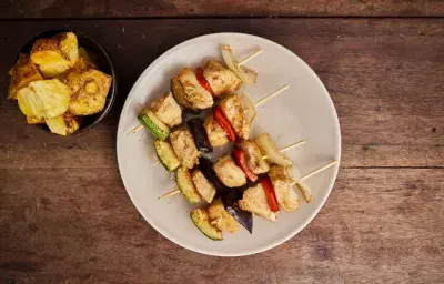 Brochetas a la Brasa Brochetas a la Brasa