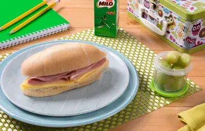 Baguette con Jamón Baguette con Jamón