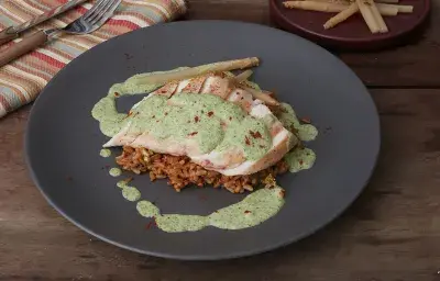 Pollo en crema de brócoli