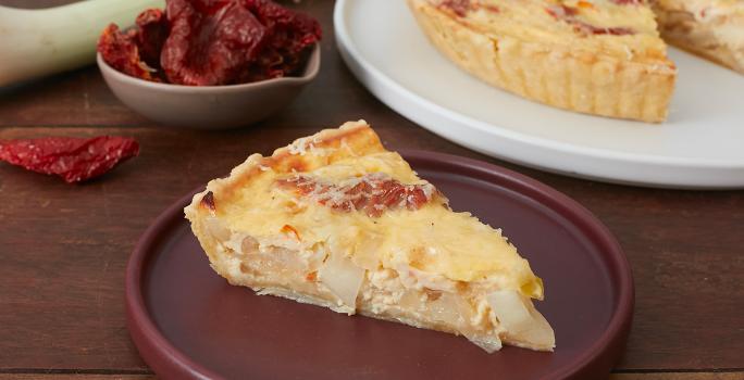 Quiche de Poro, Cebolla Caramelizada y Tomate Seco