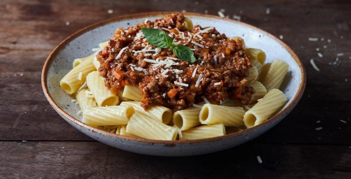 Fideos a la Bolognesa