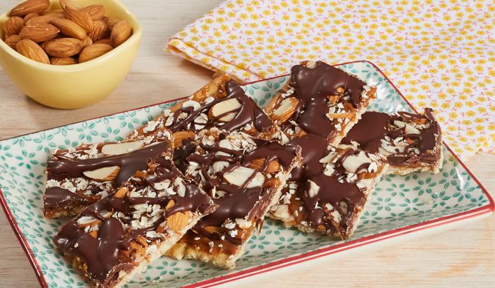 Crackers de manjar y chocolate
